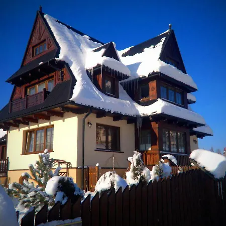 民宿 Stadraj 布库维纳塔然斯卡