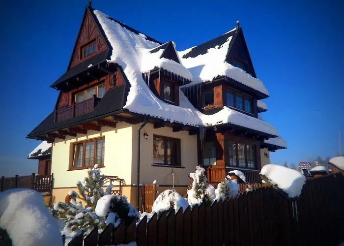 ホームステイ Stadraj ブコビナ・タトシャンスカ